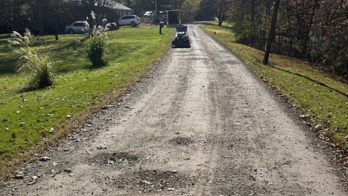 Driveway Before2